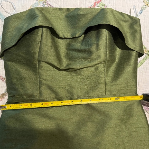 LulaKate Eva Bodice with Straight Skirt Floor Shantung Greenery Green Size 4 6 8 - Picture 12 of 16